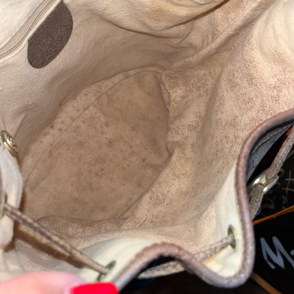 Traded GUCCI CROSSBODY ADJUSTABLE STRAP BUCKET BAG VINTAGE FINAL PRICE - Picture 8 of 11